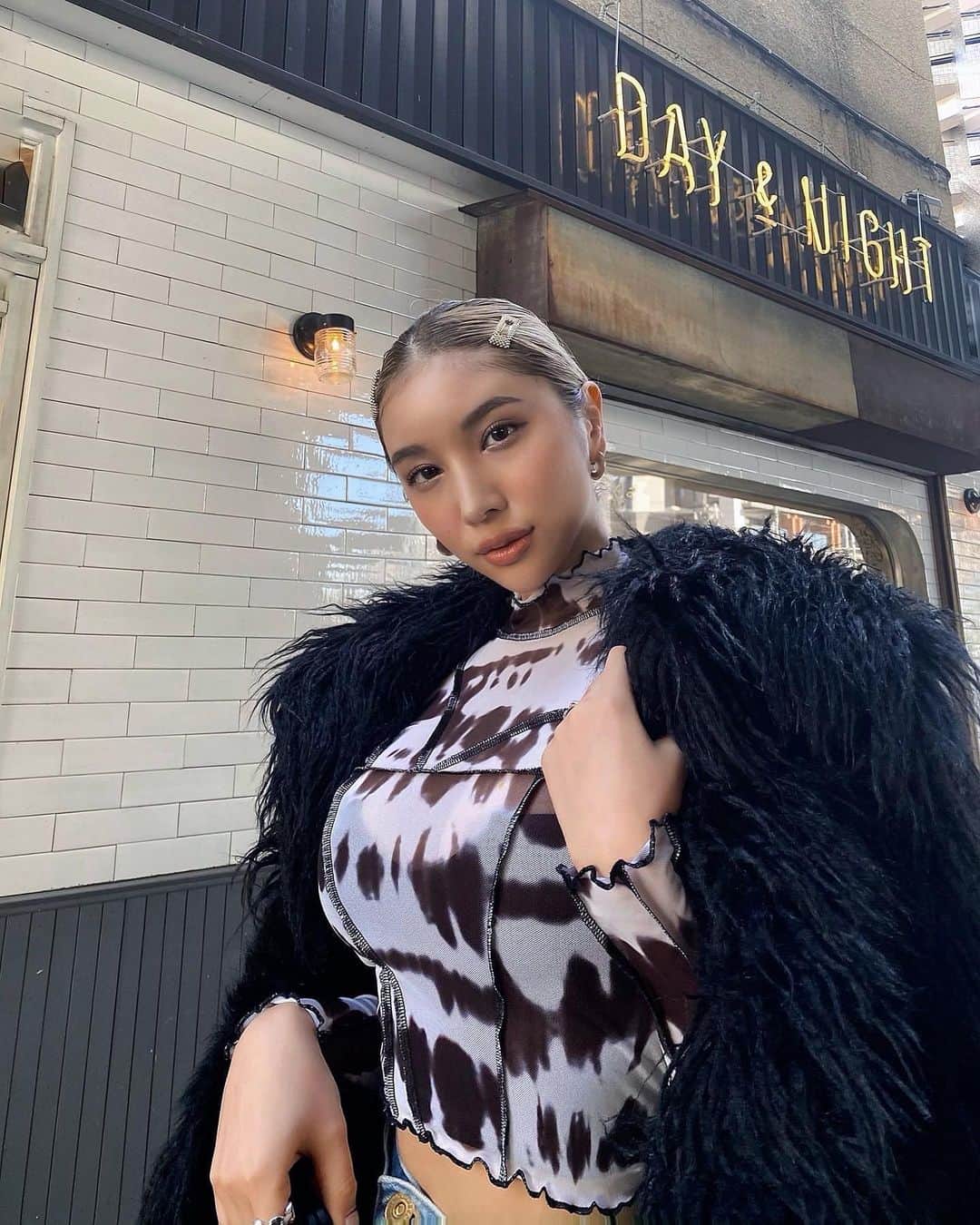 のインスタグラム：「モーニングカフェにはまってます💋  早起きして行動するだけで気分いいんだよね🤍😍」