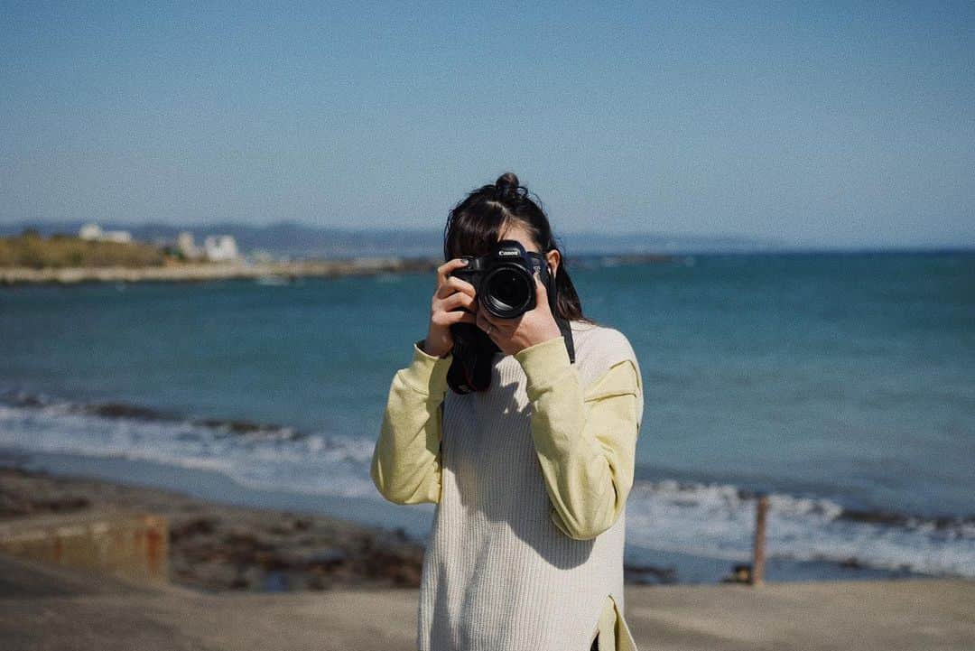 沙田瑞紀さんのインスタグラム写真 - (沙田瑞紀Instagram)「📸🚶‍♀️🏝  出来たらいいなと思ってることは 手探りでも初めてみるが吉  (カメラを始めたわけではない)  photo by @_hamahiroyuki_」2月20日 21時32分 - mizuki_masuda