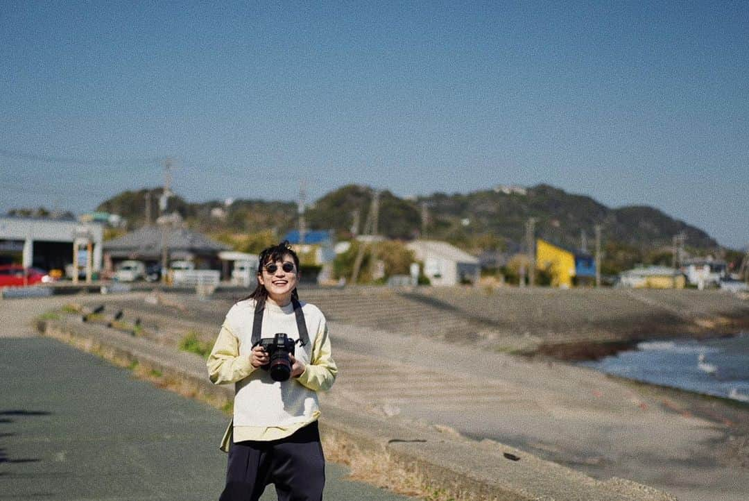 沙田瑞紀さんのインスタグラム写真 - (沙田瑞紀Instagram)「📸🚶‍♀️🏝  出来たらいいなと思ってることは 手探りでも初めてみるが吉  (カメラを始めたわけではない)  photo by @_hamahiroyuki_」2月20日 21時32分 - mizuki_masuda