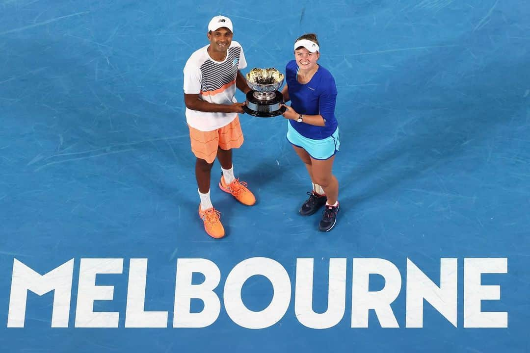 WTA（女子テニス協会）さんのインスタグラム写真 - (WTA（女子テニス協会）Instagram)「Third straight @australianopen mixed doubles title for @bkrejcikova 🏆🙌 #AO2021」2月20日 21時24分 - wta