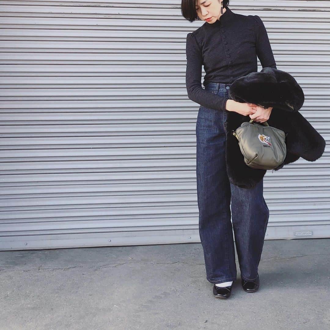のインスタグラム：「デニムと🖤  #ralphlauren」
