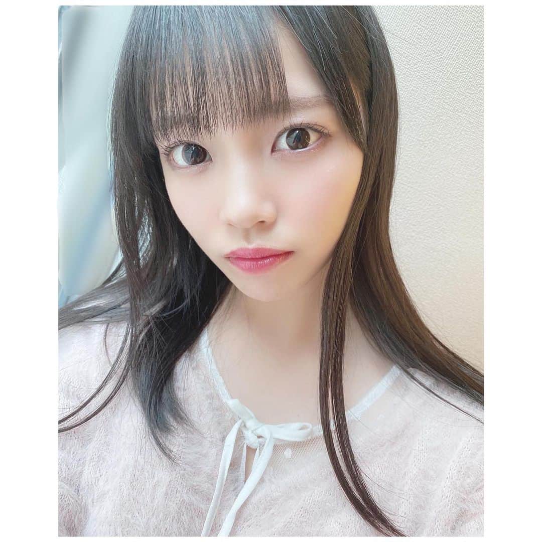 岩田陽菜さんのインスタグラム写真 - (岩田陽菜Instagram)「17歳のラスト日。﻿ 華のセブンティーンありがとうでした。☺︎︎☺︎︎🌷🌸🌼」2月20日 22時01分 - hina_naso_stu48
