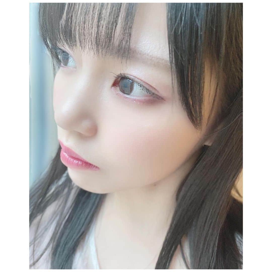 岩田陽菜さんのインスタグラム写真 - (岩田陽菜Instagram)「17歳のラスト日。﻿ 華のセブンティーンありがとうでした。☺︎︎☺︎︎🌷🌸🌼」2月20日 22時01分 - hina_naso_stu48