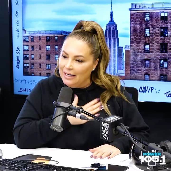アンジー・マルチネスのインスタグラム：「lol we really had a great time that day.  and it was my first interview back after the accident so lord knows i needed the good vibes.  he brought me cookies & flowers and hung out way after the interview was over to chill, play music & talk shit.  he was so excited about his future. 💙  he should still be here.  God bless... #popsmoke 🕊」