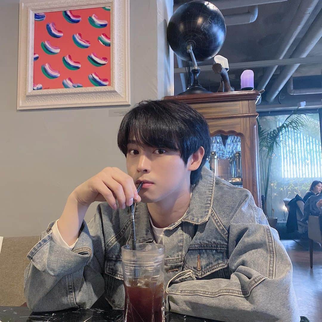 カラムさんのインスタグラム写真 - (カラムInstagram)「고향친구 서울나들이😁」2月20日 14時42分 - park_628