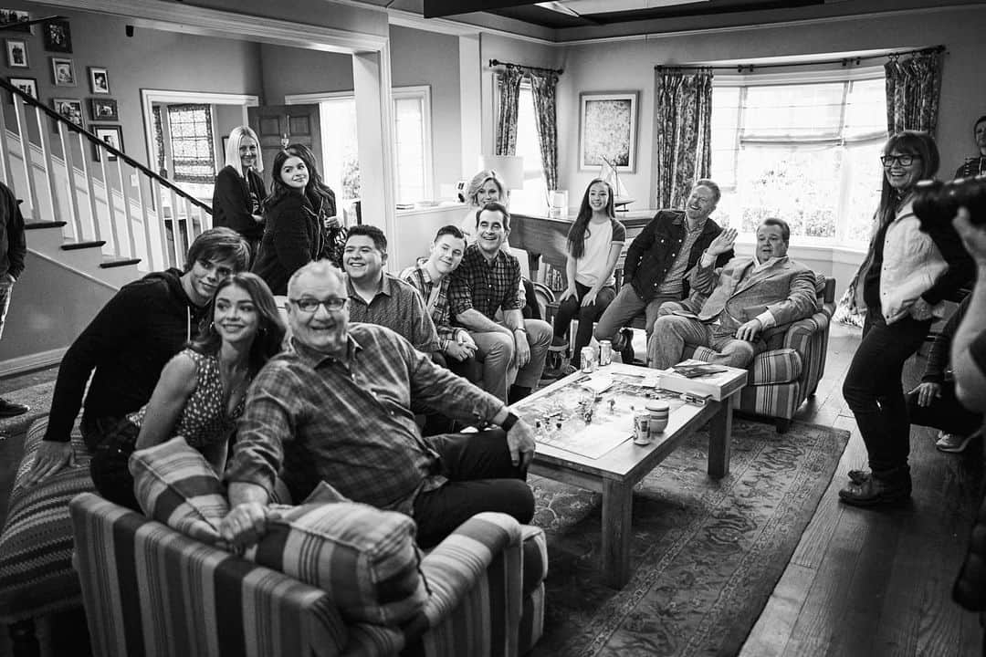 Nolan Gouldさんのインスタグラム写真 - (Nolan GouldInstagram)「OK! So bear with me as I get a little emotional for a sec. Today marks the one year anniversary of Modern Family wrapping. Even after all this time I find it hard to look through old photos or episodes. I think it just still hurts a little too much. People ask me a lot about the final days or how I feel about it ending, and I honestly can't put it into words. Even after a year I don't think it's really set in that it's over. How do you accept, pay tribute to, and yeah, even grieve, the loss of something that you were a part of for 11 years? I'm not sure. I miss getting to see my friends and family every day, especially the best fucking crew in the world that I love dearly. We were incredibly lucky to make comedy with such a special and talented group of people and call it work.   Anyways, props if you made it this far  and apologies if this wasn't as celebratory as it could have been! Today was a tough one!  And thank you all for supporting the show and making it possible. Now please do everything you can to end COVID so I can hug these people haha.」2月20日 14時35分 - nolangould
