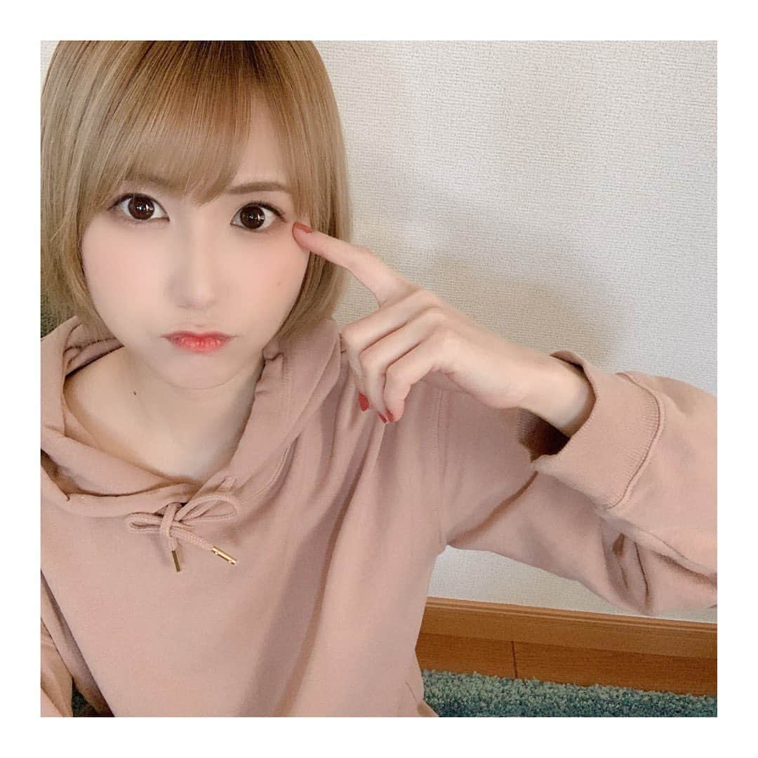 高松雪乃さんのインスタグラム写真 - (高松雪乃Instagram)「今日ねメイク変えたの💄 気付いたかな？😊 (絶対気付いてもらえない、めんどくさい女)」2月20日 14時45分 - yukinotakamatsu