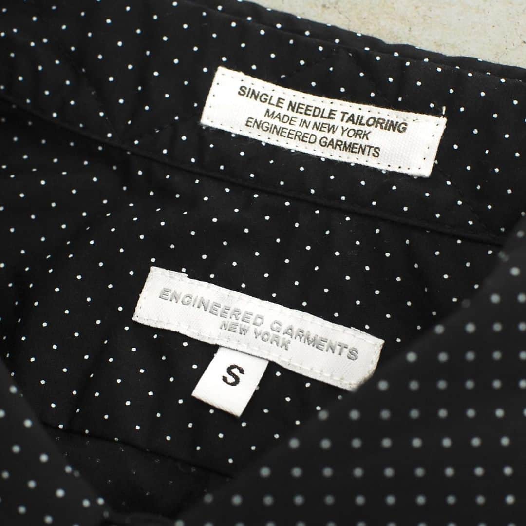 wonder_mountain_irieさんのインスタグラム写真 - (wonder_mountain_irieInstagram)「_ Engineered Garments / エンジニアードガーメンツ "Combo Short Collar Shirt -Micro Polka Dot Broadcloth -" ¥27,500- _ 〈online store / @digital_mountain〉 https://www.digital-mountain.net/shopdetail/000000013043/ _ 【オンラインストア#DigitalMountain へのご注文】 *24時間受付 *14時までのご注文で即日発送 * 1万円以上ご購入で送料無料 tel：084-973-8204 _ We can send your order overseas. Accepted payment method is by PayPal or credit card only. (AMEX is not accepted)  Ordering procedure details can be found here. >>http://www.digital-mountain.net/html/page56.html  _ 本店：#WonderMountain  blog>> http://wm.digital-mountain.info _ #NEPENTHES #EngineeredGarments #ネペンテス #エンジニアードガーメンツ _  JR 「#福山駅」より徒歩10分 #ワンダーマウンテン #japan #hiroshima #福山 #福山市 #尾道 #倉敷 #鞆の浦 近く _ 系列店：@hacbywondermountain _」2月20日 15時36分 - wonder_mountain_