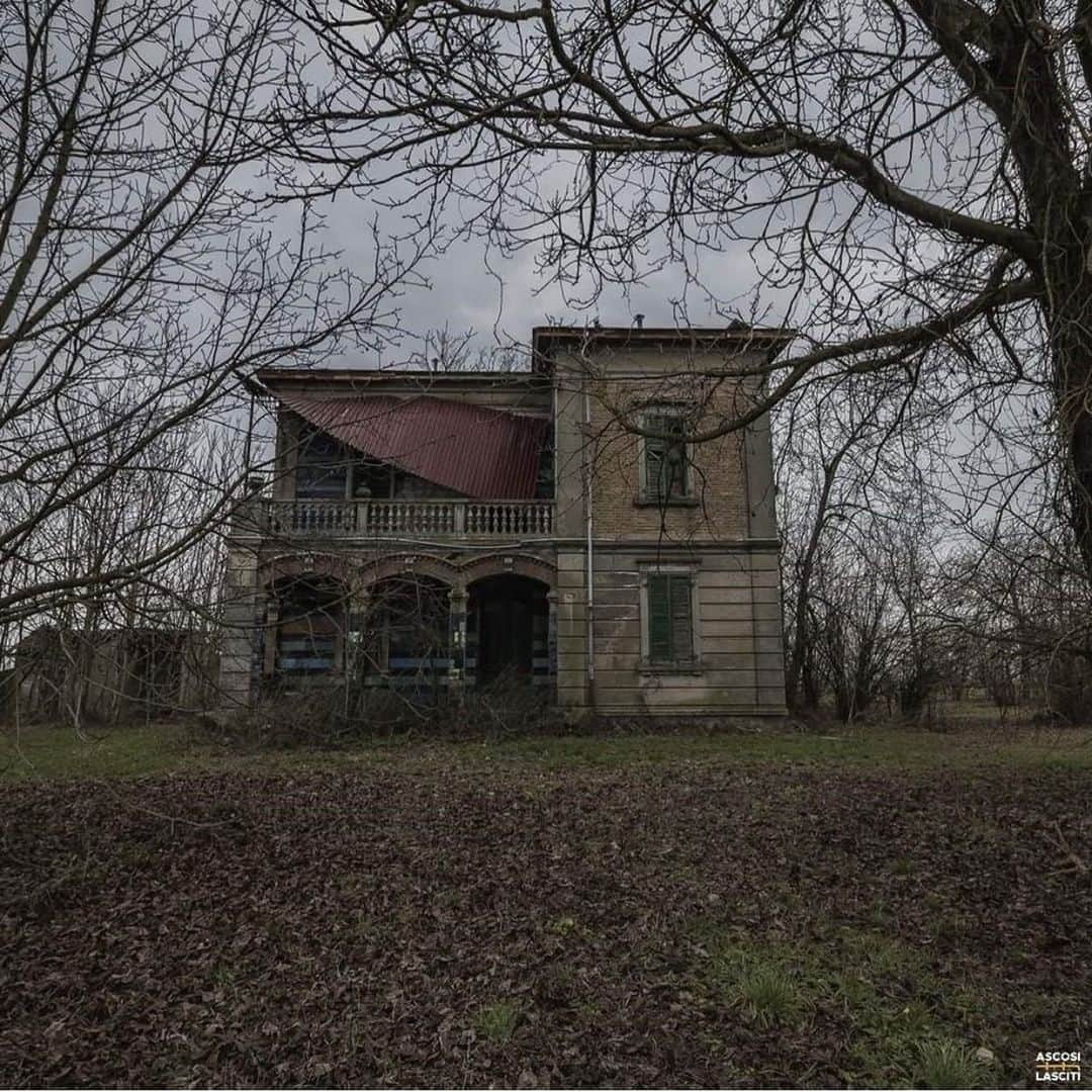 Abandoned Placesさんのインスタグラム写真 - (Abandoned PlacesInstagram)「Wow @federicolimongelli」2月20日 15時48分 - itsabandoned