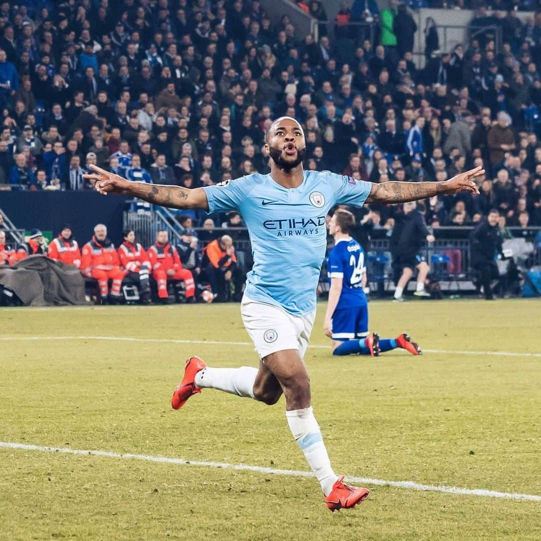 マンチェスター・シティFCさんのインスタグラム写真 - (マンチェスター・シティFCInstagram)「That 90'th minute goal @sterling7 ⚽️🔥 #onthisday #mancity」2月20日 16時00分 - mancity