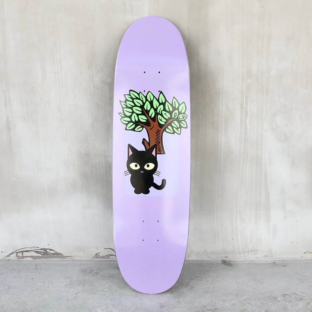 スケートボードのカリフォルニアストリートさんのインスタグラム写真 - (スケートボードのカリフォルニアストリートInstagram)「FROG から🆕デッキ入荷しました🐸 CHRIS MILIC と JESSE ALBA が手がけるニューヨーク発信のブランド🗽独特な雰囲気とポップなデザインがとても可愛らしいです🐥 @frogskateboards  #frogskateboards #frog #フロッグ #skateboard #skateboarding #skater #カリフォルニアストリート #カリスト #スケートボード #スケボー #スケーター #californiastreet #calst」2月20日 16時27分 - california_street