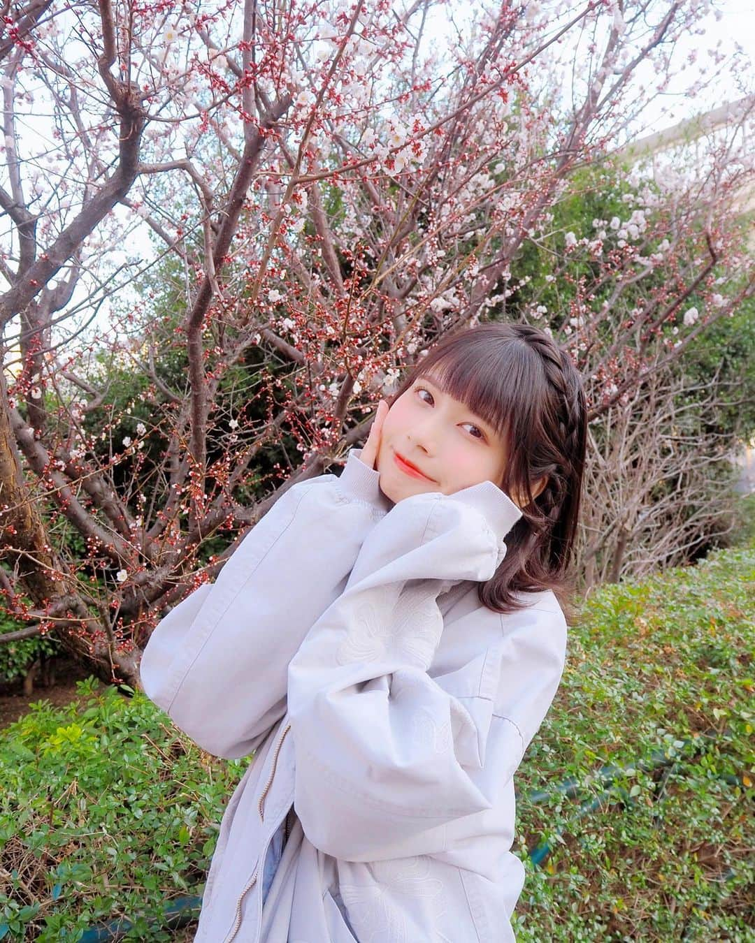 鹿目凛さんのインスタグラム写真 - (鹿目凛Instagram)「春の予感？🌸私への恋の予感？🌸」2月20日 22時20分 - kaname_rin