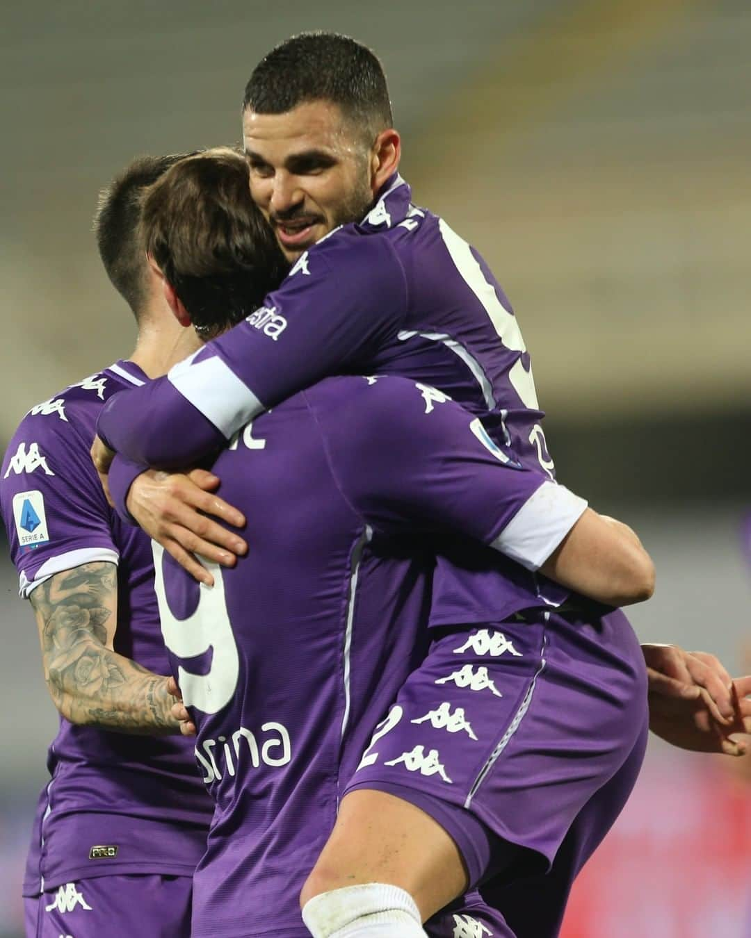 ACFフィオレンティーナさんのインスタグラム写真 - (ACFフィオレンティーナInstagram)「One emoji for this win: ____ ✍️  #ForzaViola 💜 #Fiorentina #ACFFiorentina #FiorentinaSpezia #Vlahovic #Eysseric」2月20日 22時21分 - acffiorentina