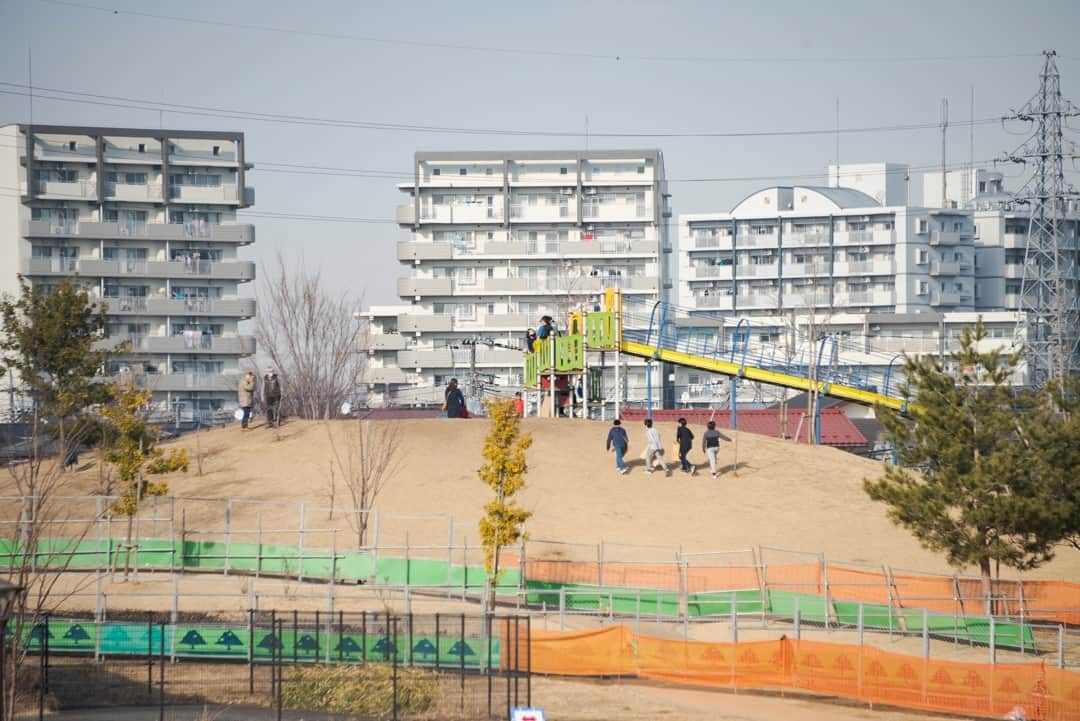 東京都庁広報課さんのインスタグラム写真 - (東京都庁広報課Instagram)「「東伏見公園 Higashifushimi Park(2021.1.22撮影)」最寄り駅：東伏見駅  #東伏見  #東伏見稲荷神社　#公園　#park　#西東京市　#西武線　#都立公園 #tokyotokyo #tokyogram #moodygrams #jp_gallery #ptk_japan #gdayjapan #realtokyo #beautifuldestinations #tokyojapan #instatokyo #loves_nippon #phos_japan #bestjapanpics #cooljapan #japan_of_insta #photo_jpn #illgrammers #景色 #東京 #Tokyo #东京 #도쿄 #tokyogood」2月20日 17時00分 - tocho_koho_official