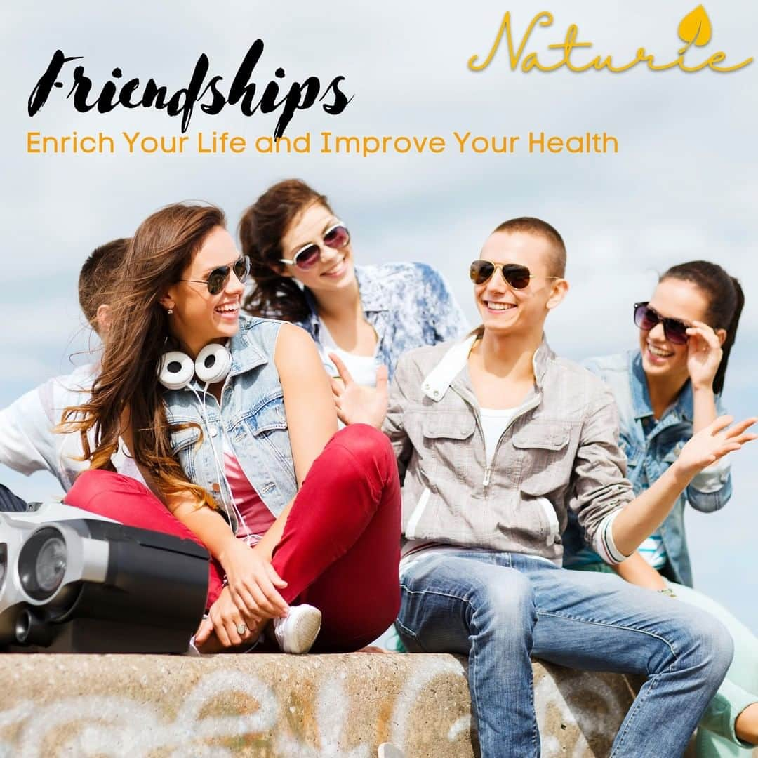 ナチュリエのインスタグラム：「Im sure many of us have not met some of our friends in the longest time now since the PKP kicked in. Hang in there and don't let it get to you. . Do you know  that friendships can have a major impact on your health and well-being? Friends can help you celebrate good times and provide support during bad times. Good friends are good for your health.  . Friends also play a significant role in promoting your overall health. Adults with strong social support have a reduced risk of many significant health problems, including depression, high blood pressure and an unhealthy body mass index (BMI). Studies have even found that older adults with a rich social life are likely to live longer than their peers with fewer connections. . Quality counts more quantity. You may want to nurture a few truly close friends who will be there for you through thick and thin. . Source from https://www.mayoclinic.org/healthy-lifestyle/adult-health/in-depth/friendships/art-20044860」