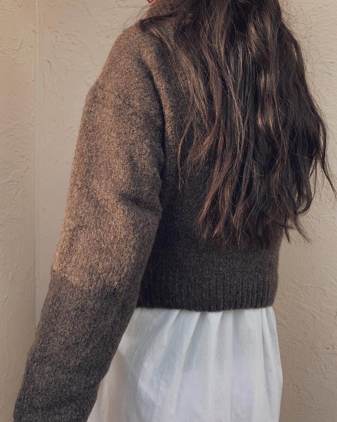 藤木祐凪のインスタグラム：「🧸🧶✨ 短い丈可愛いな  knit @trifle_official」
