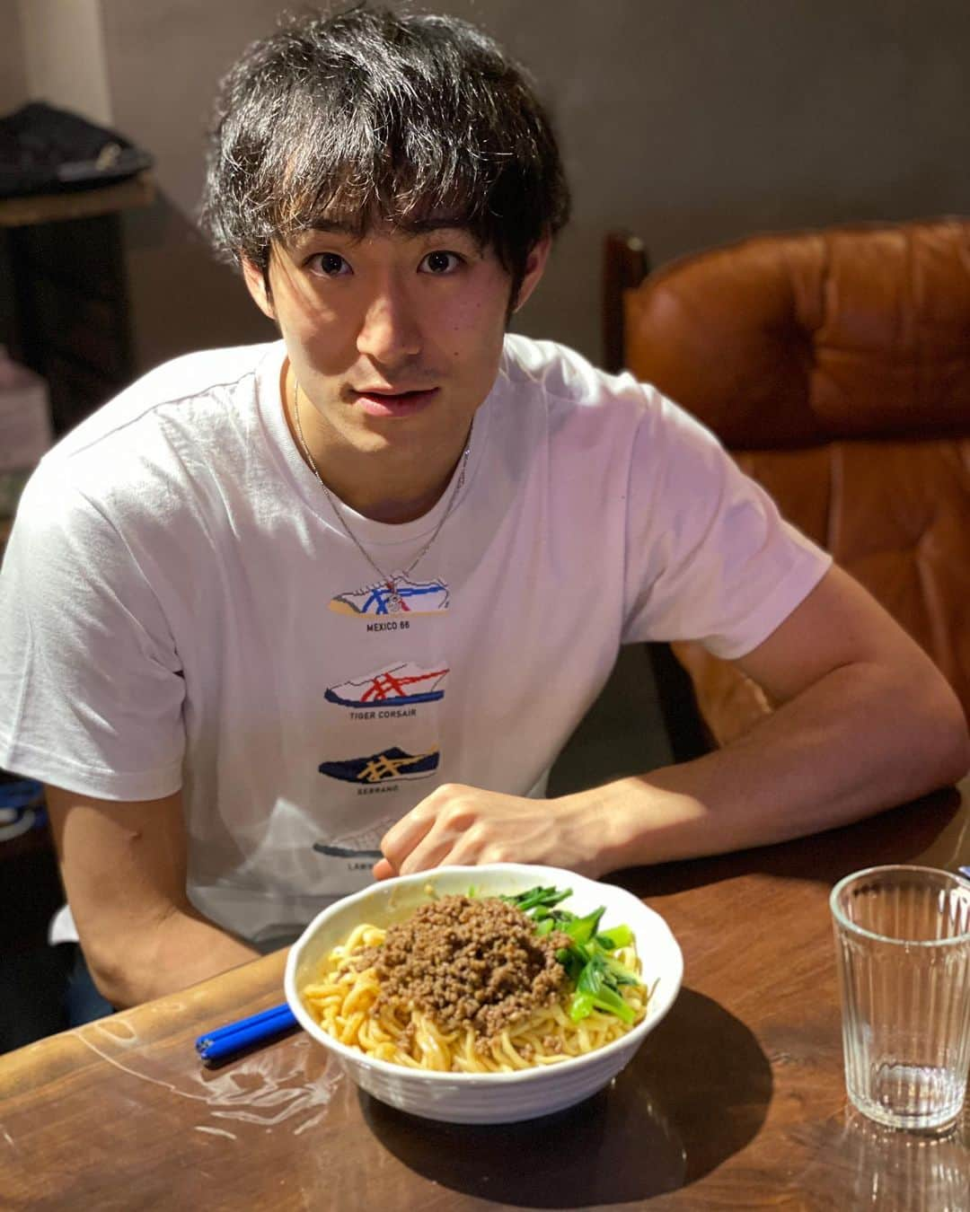 日本テレビ「POWERフレーズ」さんのインスタグラム写真 - (日本テレビ「POWERフレーズ」Instagram)「#バレーボール #柳田将洋 選手の POWER フードがこちら！ 朝 #うどん を食べるのが 試合の日のルーティン 普段はあまりうどんは食べないそうですが 試合の朝はうどんを食べることで ｢今日もやるぞ！｣ とスイッチが試合モードに切り替わるんだそう！ そんな柳田選手の前編は 21 日夜 6:55～  #Yanagida #Masahiro #バレーボール #バレー #男子バレー #volleyball  #東京 2020 #オリンピック #東京オリンピック #TOKYO2020 #Olympic #POWER フレーズ #日テレ #ntv」2月20日 18時07分 - power_phrase_ntv