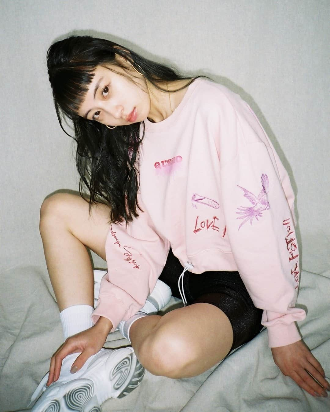 QUSSIO RTW from Tokyoさんのインスタグラム写真 - (QUSSIO RTW from TokyoInstagram)「NEW ARRIVAL⠀⠀⠀⠀⠀⠀⠀⠀⠀ .⠀⠀⠀⠀⠀⠀⠀⠀⠀⠀⠀⠀⠀⠀⠀⠀⠀⠀ CROPED GRAFFITI SWEAT TOP / PINK⠀⠀⠀⠀⠀⠀⠀⠀⠀⠀⠀⠀⠀⠀⠀⠀⠀⠀ ¥9,900＋TAX⠀⠀⠀⠀⠀⠀⠀⠀⠀ .⠀⠀⠀⠀⠀⠀⠀⠀⠀⠀⠀⠀⠀⠀⠀⠀⠀⠀ 週末のみ新作が5%OFF⠀⠀⠀⠀⠀⠀⠀⠀⠀⠀⠀⠀⠀⠀⠀⠀⠀⠀ 商品詳細は画像をタップしてご覧ください。」2月20日 18時28分 - qussio_official