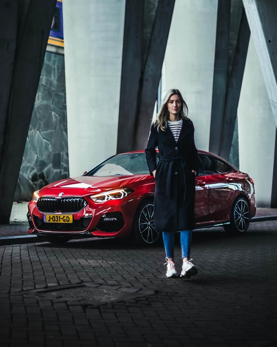 BMWのインスタグラム：「A classy accessory that can add to your stylish look. The BMW 2 Series Gran Coupé. #THE2 #BMW #2Series #BMWrepost @smoothsailorproductions」