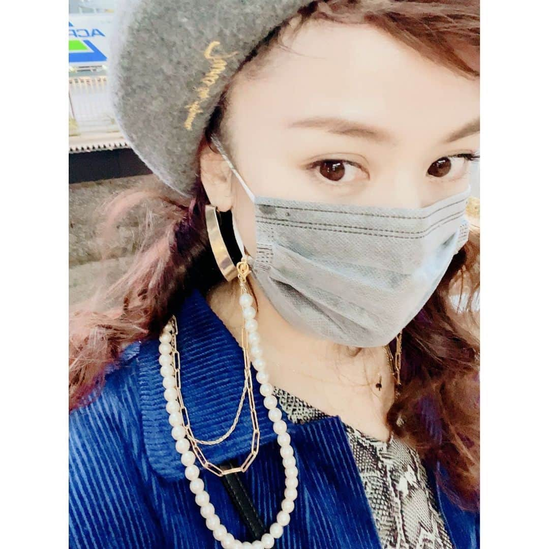 azumiさんのインスタグラム写真 - (azumiInstagram)「予約完売しましたAll Pearl Mask Chain とGold Double Mask Chain を追加生産いたしました。数に限りがございますので、お早めにご検討いただければと思います。　@tunobyazumi  からご覧くださいね。 今日は２つ重ね付け。これはイケる。気に入ってしまった！」2月20日 19時14分 - xx_azumi_xx