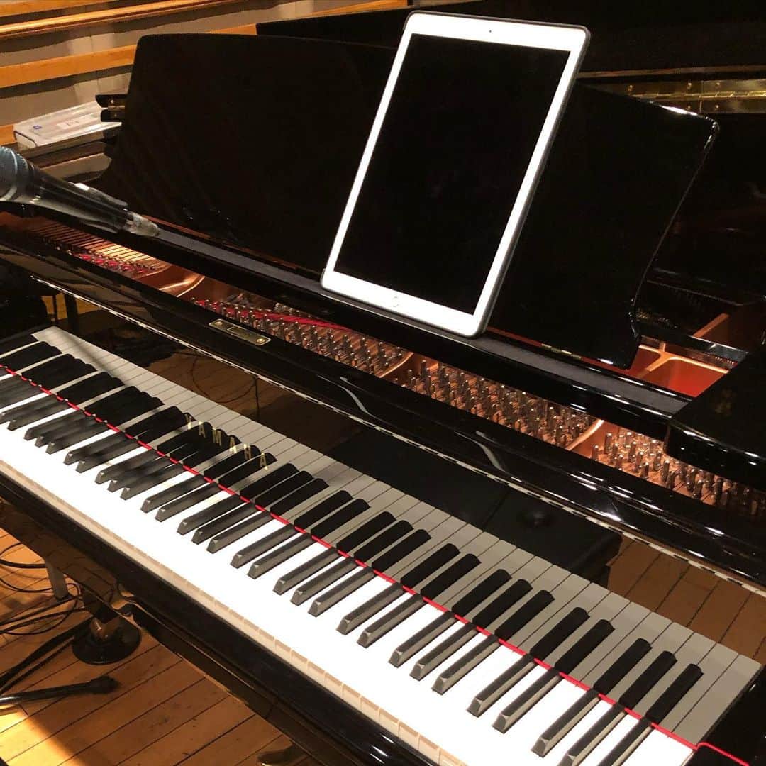 上杉洋史のインスタグラム：「C3X 6439978 #piano #yamaha #venue #todayspiano #instapiano #pianophotography」