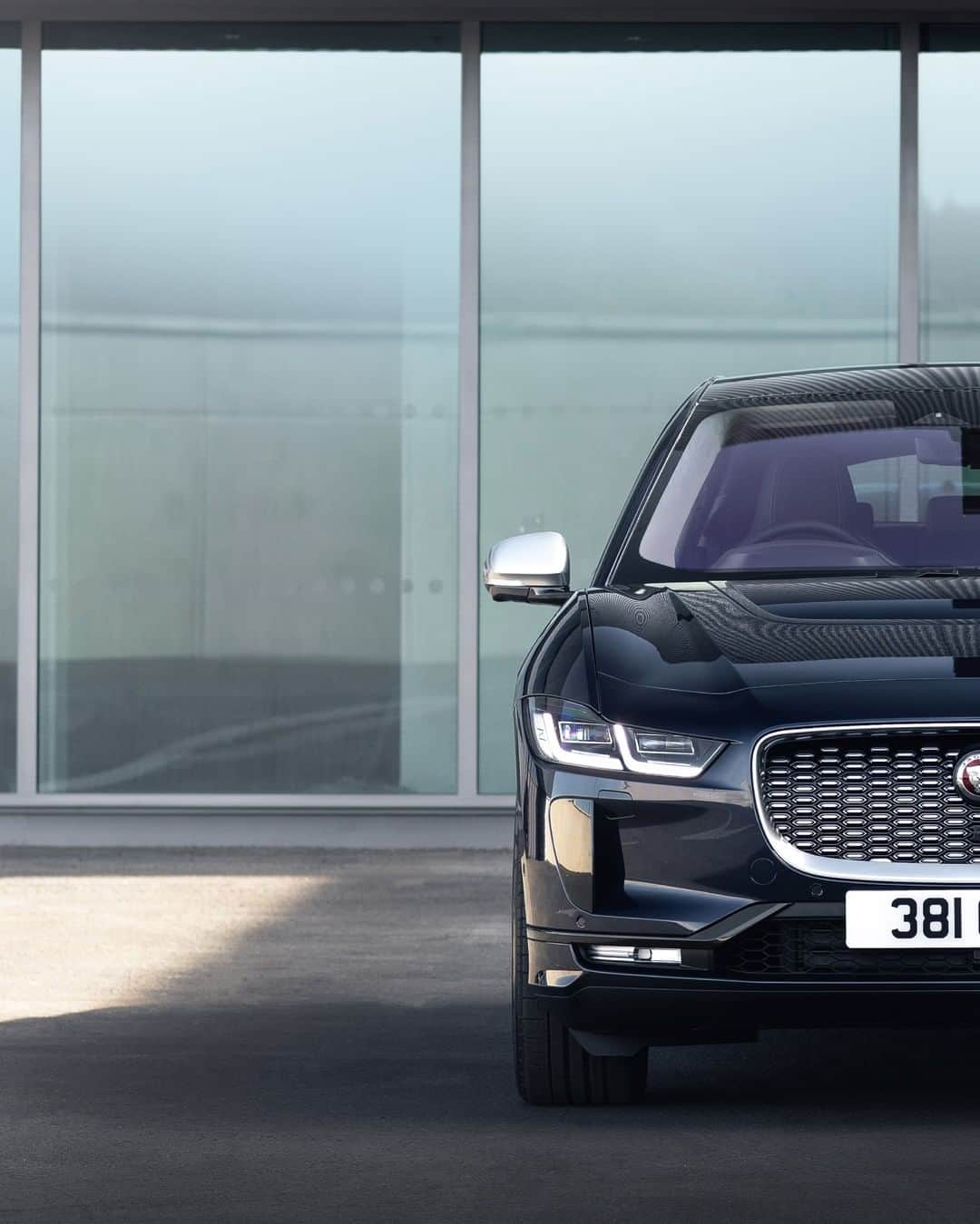 Jaguarのインスタグラム：「Style meets sustainability.  #Jaguar #IPACE #Premium #Luxury #Performance #SUV #EV #AWD #ElectricCars #CarsofInstagram」