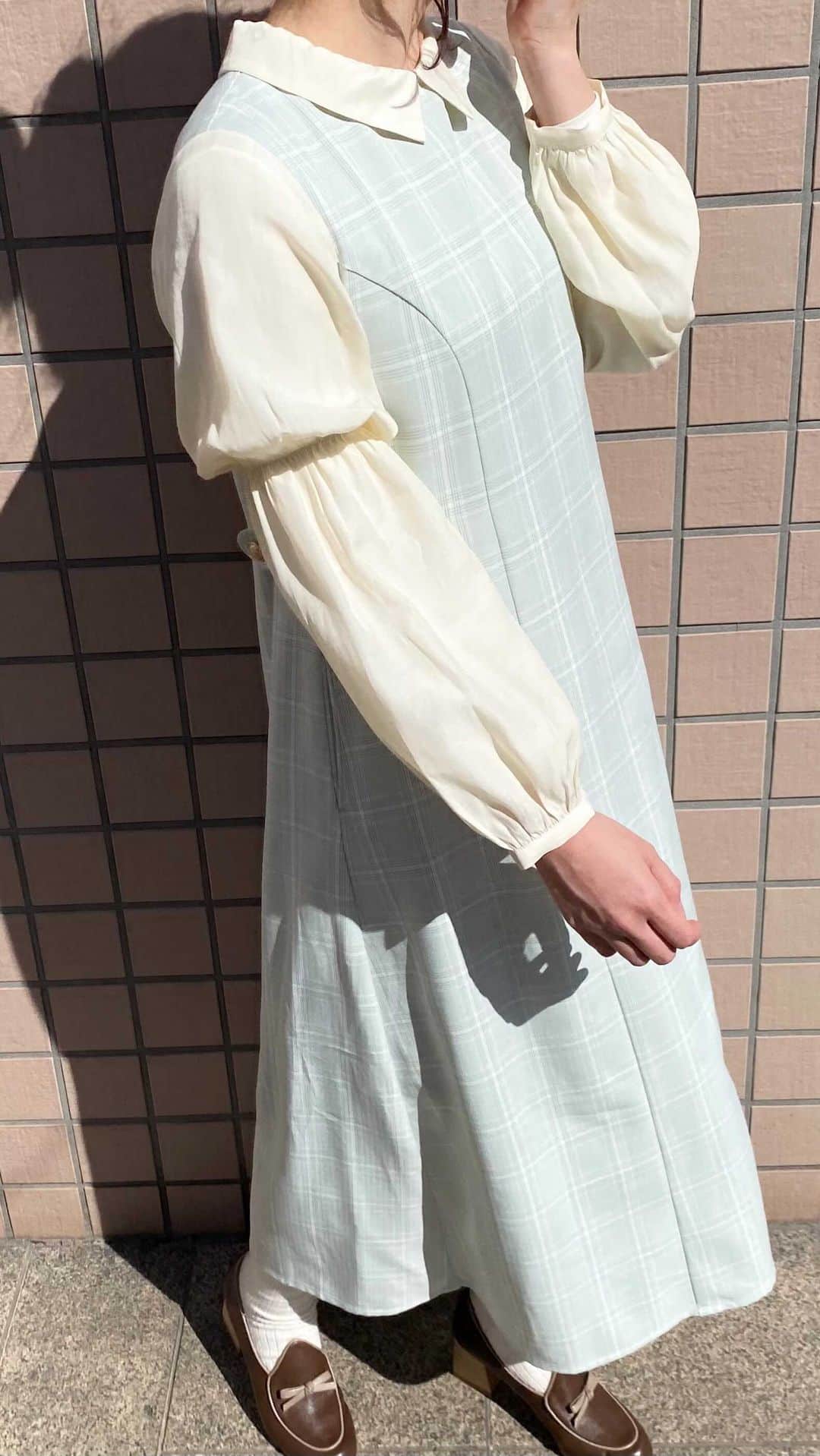 LEBECCA boutique Vintageのインスタグラム：「・「切り替えの早いワンピース 」 ・〜3/14 POP UP "maaa"展開アイテム」
