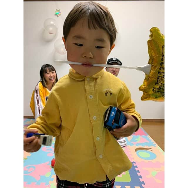 NON-Pさんのインスタグラム写真 - (NON-PInstagram)「㊗️02月20日 友優心、2歳の誕生日🎂🎊🎁🧒🏻🌟❷❤️❤️ @nikumanbaby_yuu  ・ あなたは本当に奇跡の子です。 私たちを選んでくれてありがとう。 元気に産まれて来てくれてありがとう。 毎日幸せをくれてありがとう。 感謝しかない。 これからも毎日、愛と笑顔でいっぱいの楽しい毎日を過ごそう👨‍👩‍👦 ・ #㊗️ #誕生日 #おめでとう #happybirthday  #birthdayboy #0220 #2yearsold #友優心 #生まれてきてくれてありがとう  #👨‍👩‍👦」2月20日 19時34分 - nonp_mam