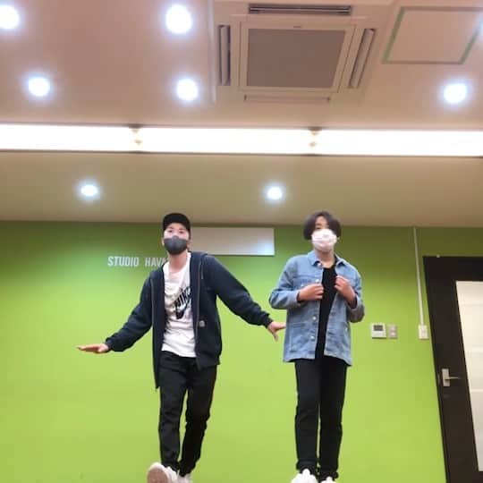 神田聖のインスタグラム：「﻿ ダンスのレッスン2回目っ🔥﻿ 少しだけ進みました🤏﻿ ﻿ 前出来なかったところが少し出来るようになったり﻿ ダンスの楽しさ分かってきたかも🔥﻿ ﻿ いっぱいお家でも練習してダンス踊れるようになるぞー☝🏻﻿ ﻿ ﻿ 先生今日もありがとうございました🙏🏻🥺🙏🏻」