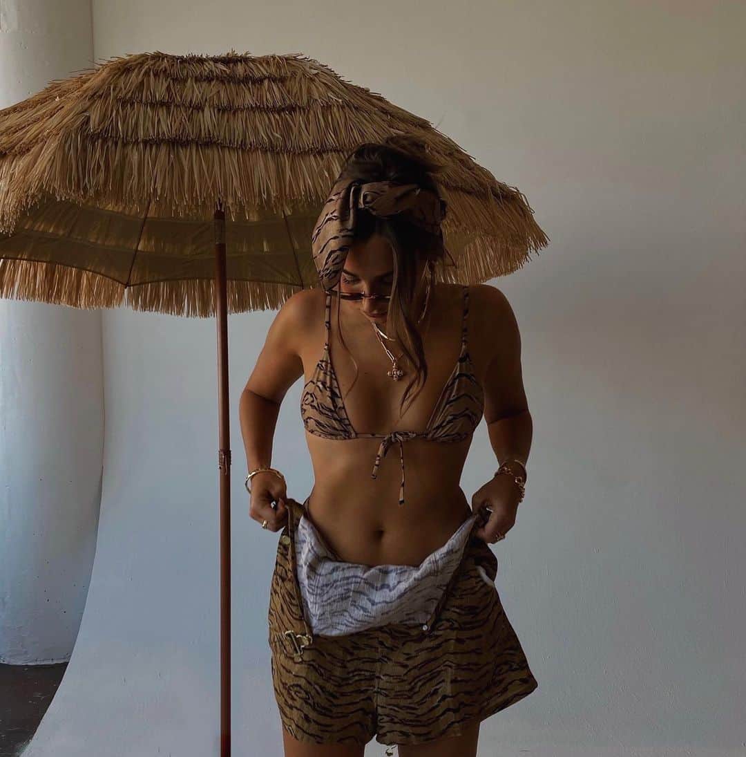We Wore Whatのインスタグラム：「new kinis in four days 🌴 what are your favs so far?!」