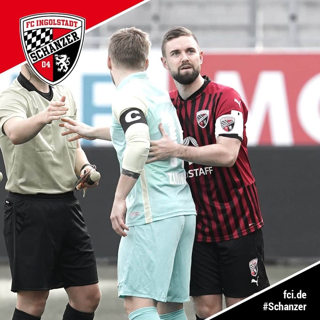 FCインゴルシュタット04さんのインスタグラム写真 - (FCインゴルシュタット04Instagram)「#Schanzer Co-Co-Captain: Marc #Stendera ✊🖤❤ ___ Zur Halbzeit steht's in einem sehr engen Spiel noch 0:0 ... doch unsere Jungs haben in dieser Saison nicht ein einziges Mal mit diesem Ergebnis ein Spiel beendet. ALSO KÄMPFEN‼️🔥⚡️ . . #schanzerdassindwir #Schanzerfürimmer #Ingolstadt #FCI #FCIngolstadt #3Liga #zeigtsuns #fu3ball #soccer #fussball #football #futbol #immerweiter #zamhoidn #Team #heimspiel #Stadion #Dahoam #AudiSportpark #Lautern #RoteTeufel #Kaiserslautern #1fckaiserslautern #FCIFCK #einfachkriegstduwoanders #Stendera #MarcStendera」2月20日 22時58分 - dieschanzer