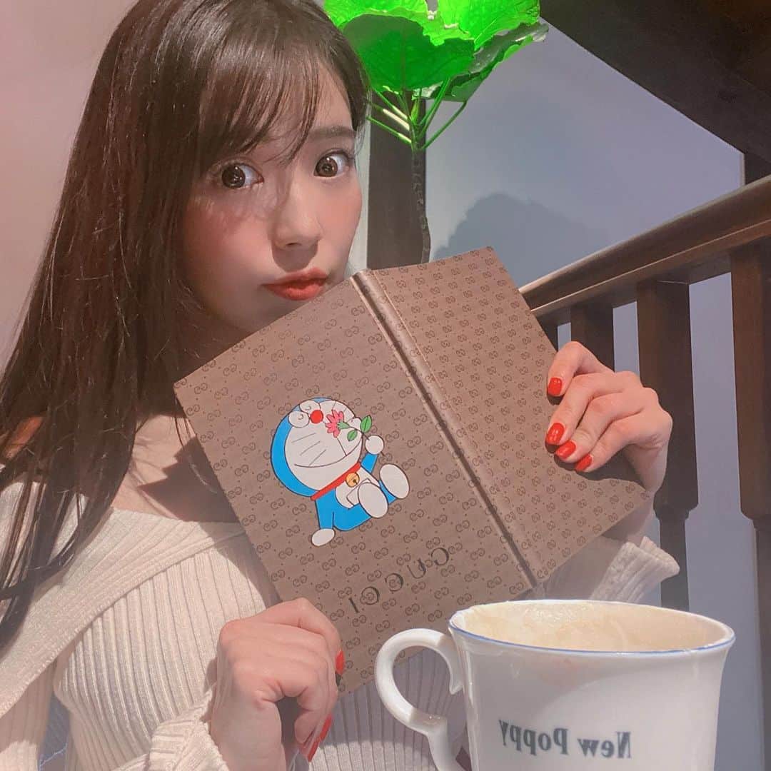 中村かなのインスタグラム：「入手困難だったドラノート💙 ノートもメモパッドも頂き物🥺🙏💖 感謝💙💙💙」