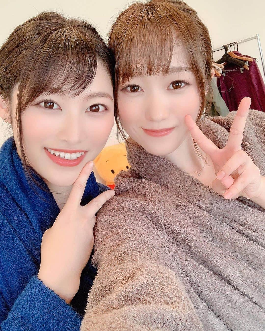 春原未来さんのインスタグラム写真 - (春原未来Instagram)「私たちの体力すごい🤣 あんなことこんなことしても,全然元気でした！！ 魅力ある若手の穂乃ちゃんと出逢えて共演できて嬉しかったです🥰 もっと絡みたかったし,お話したかったし,写真も撮っておきたかったなあー🥺🥺  Our physical strength is very strong!  I was fine even if I moved all day.  She is a charming young actress.  I wanted to do more with her.  #撮影スタジオ #オフショット #offshot #若宮穂乃 #春原未来 #lesbian #orgy #physicalstrength #体力勝負 #体力おばけ #プレステージ #prestige #japanesegirl #人生初の #firsttimeinmylife #av女優」2月21日 0時18分 - sunohara_miki