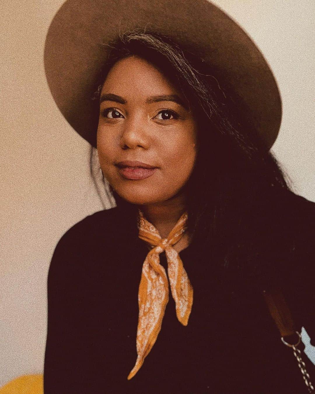 Anthropologieのインスタグラム：「Introducing a new and exclusive collaboration with the artist, poet, and musician, @morganharpernichols! With a passion for personal narrative and a knack for creating lyrical letters, her work and words inspire us every day ❤️ Head to the link in our bio to shop the full collection!」