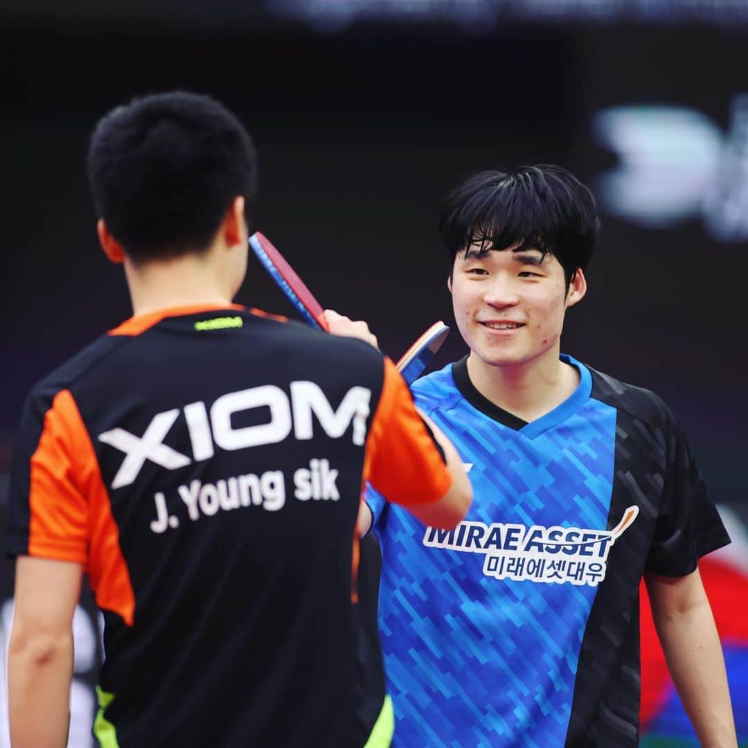 ITTF Worldさんのインスタグラム写真 - (ITTF WorldInstagram)「Who would you back to win this match?  🇰🇷 Jeoung Youngsik or Jang Woojin 🇰🇷」2月21日 0時20分 - wtt