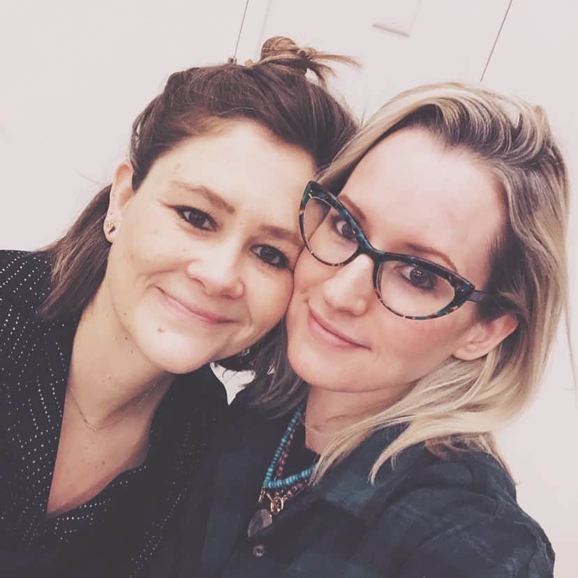 のインスタグラム：「This is @funstetter.  She is writing the book for The Notebook.  I am writing the music and lyrics.  While we aren’t the first female writing team of a Broadway bound musical, we find ourselves in a very very very small group.  In an industry where women writing teams are rare, I count myself extremely lucky and also extremely responsible for helping to create more space for women in this world. Yay women.  YAY WOMEN.」