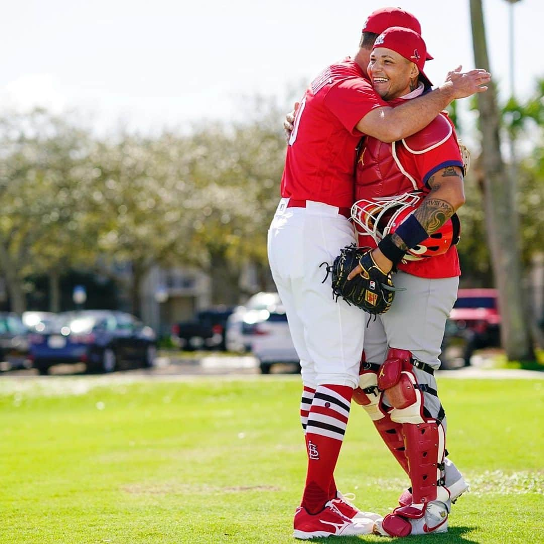 セントルイス・カージナルスさんのインスタグラム写真 - (セントルイス・カージナルスInstagram)「Brothers.」2月21日 1時46分 - cardinals