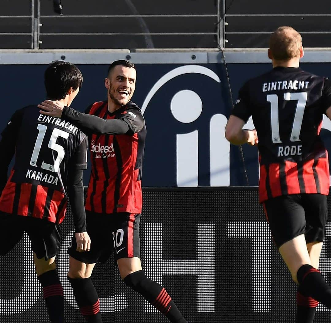 セバスティアン・ローデのインスタグラム：「YES!!! 👊💪 #SGE @eintrachtfrankfurt」