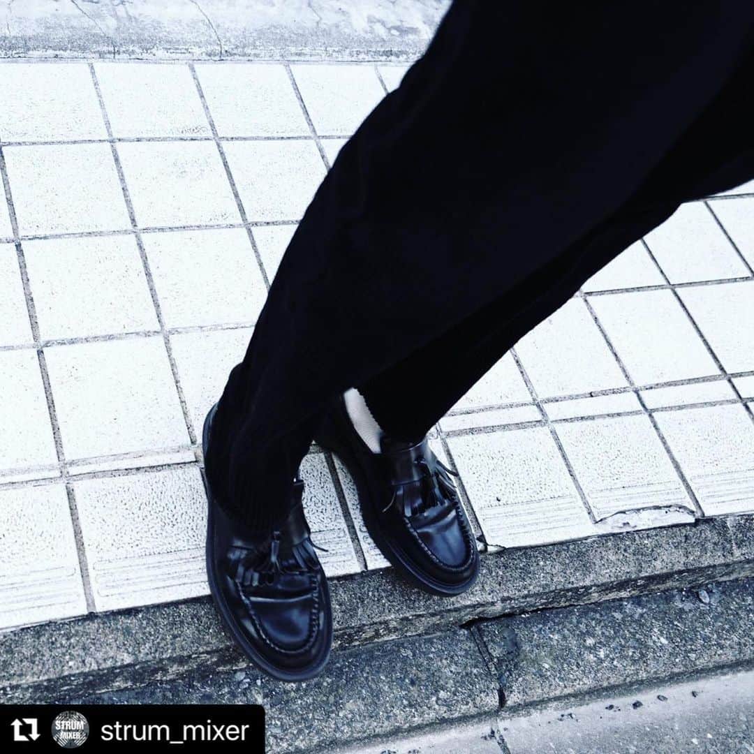 青木伸輔さんのインスタグラム写真 - (青木伸輔Instagram)「写真撮ってもらいました。 @strum_mixer @strum_official」2月21日 1時53分 - shinsuke.aoki