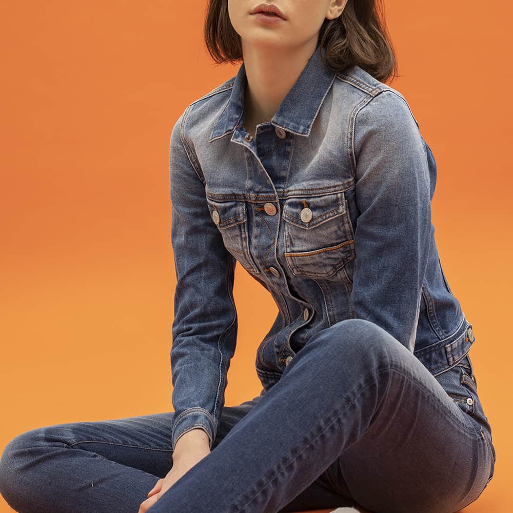 ケアレーベルのインスタグラム：「Weekend⁣ ⁣⁣⁣⁣⁣⁣⁣⁣⁣⁣⁣ care-label.com⁣⁣⁣⁣⁣⁣⁣⁣⁣⁣⁣⁣⁣⁣⁣⁣⁣⁣⁣ ⁣⁣ #carelabel #denimlovers #denimstory #denimaddiction」