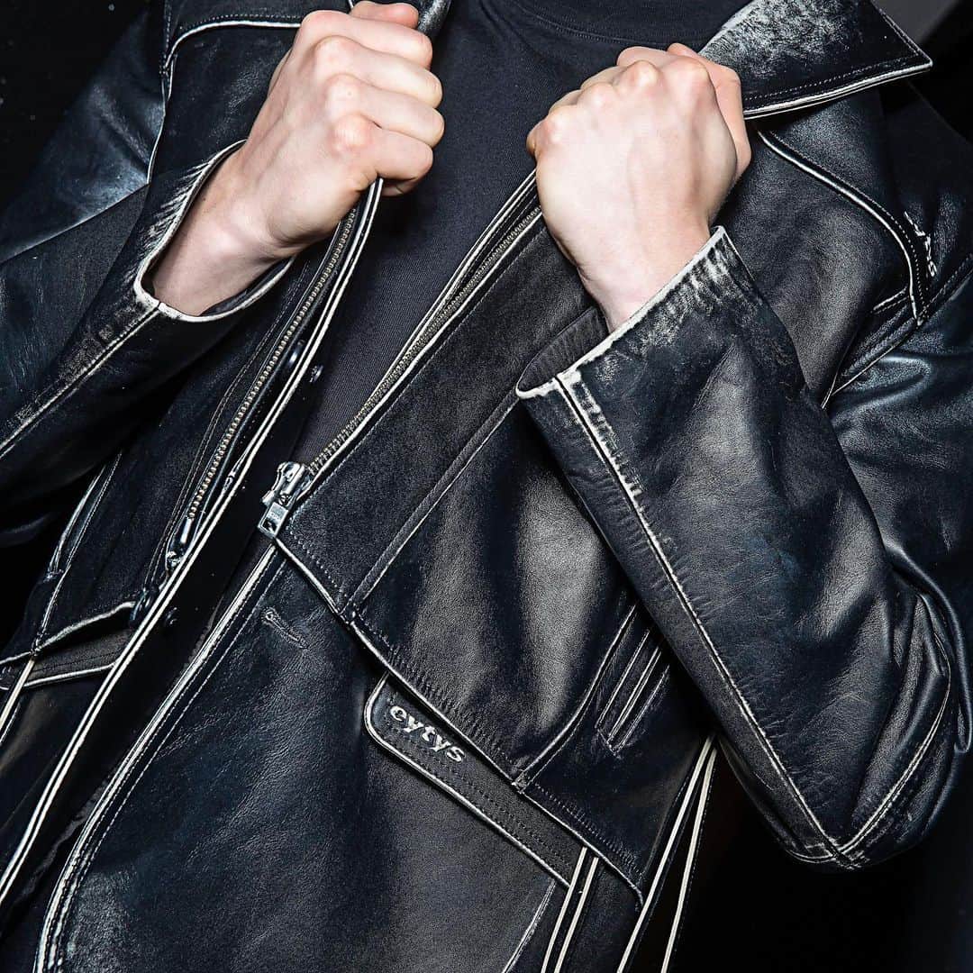 のインスタグラム：「Layering the new leather styles」