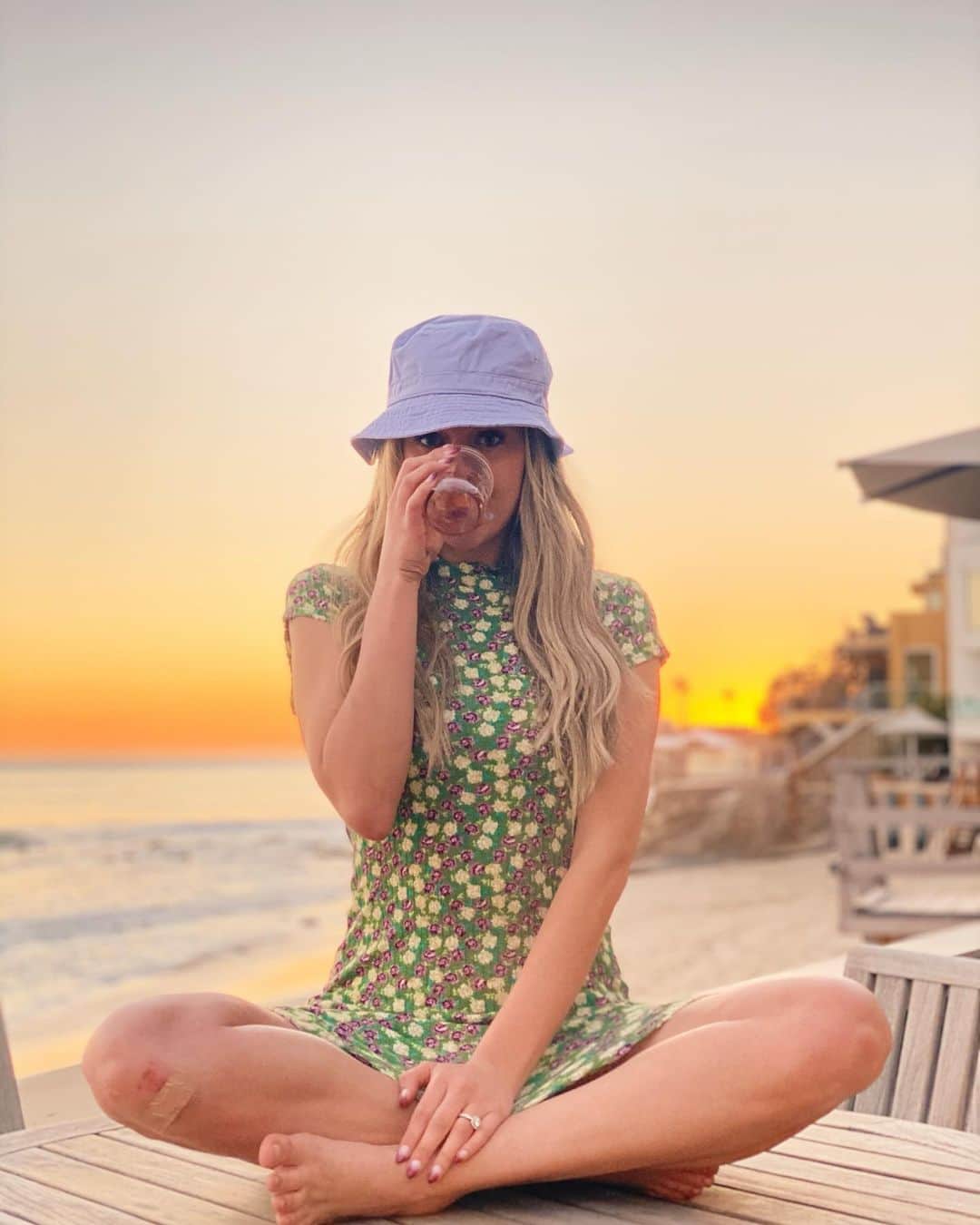 Kelsea Balleriniのインスタグラム：「went out West for work...then the snow back home kept us there for play. 🍣💛🌅」