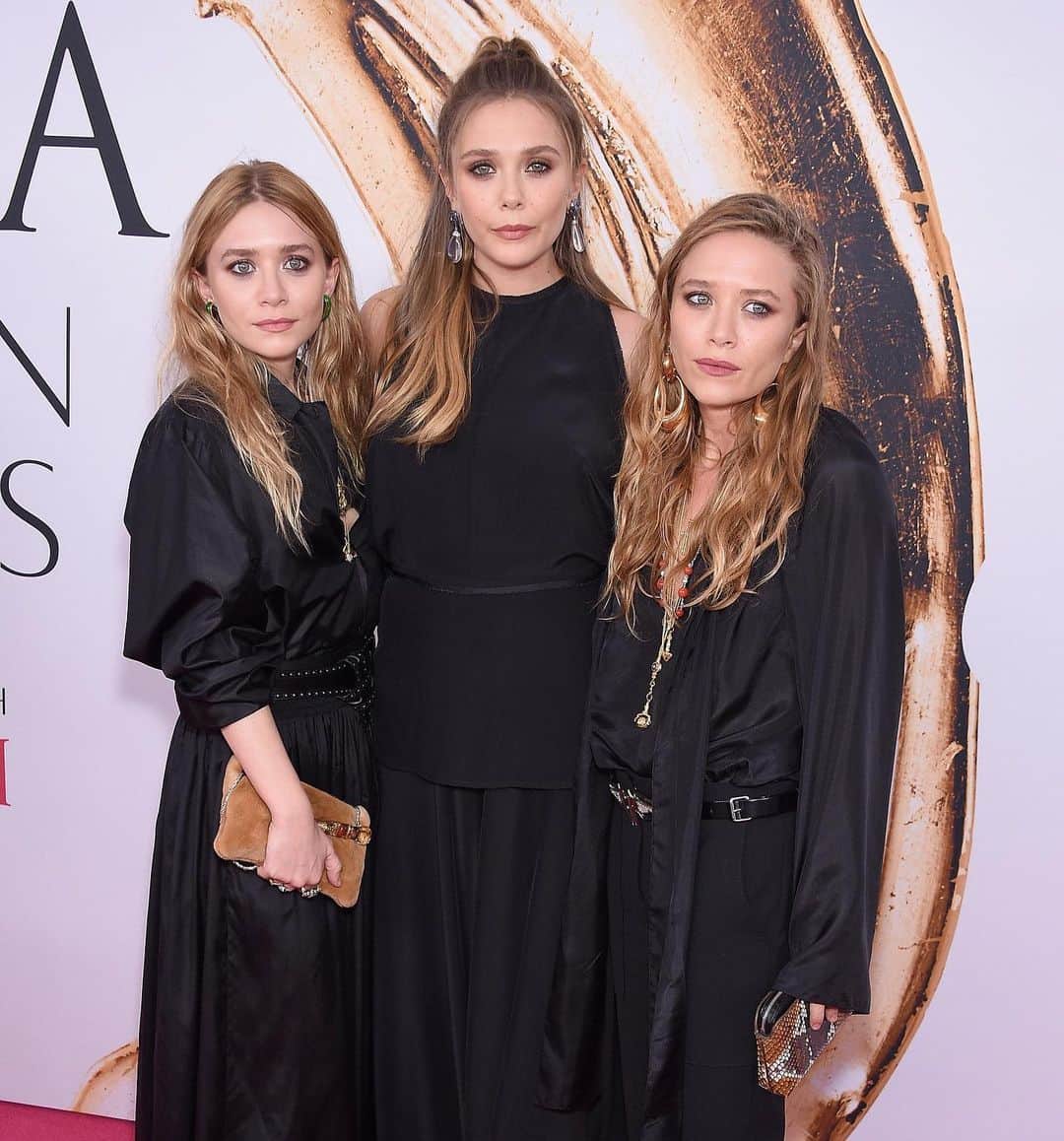E! Onlineさんのインスタグラム写真 - (E! OnlineInstagram)「We think we can all agree that Elizabeth Olsen. (📷: Getty Images)」2月21日 2時46分 - enews