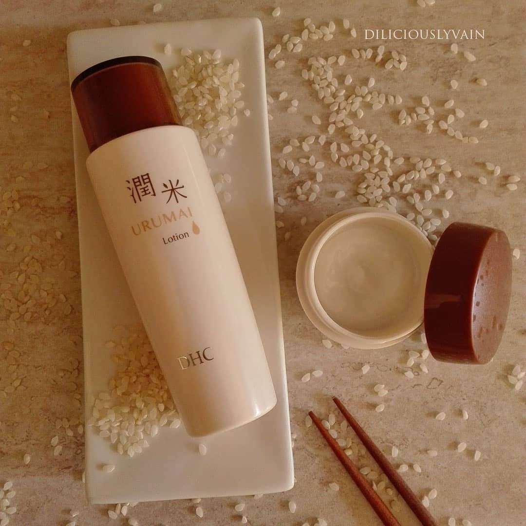 DHC Skincareのインスタグラム：「"Thanks to the presence of many good ingredients, I wouldn't define the Urumai Lotion simply a toner but a multitasking treatment: it hydrates (damascus rose flower water), gently exfoliates (sake extract), revitalizes and promotes the skin turn-over (rice peptides extract). After using it, my skin looks brigther, firmed and, to be honest, a bit sticky (but it's not a great flaw for an alcohol and fragrance free product that is really delicate and effective on skin). Since I started to use this toner with the Urumai cream my little dark spots look less evident, and my complexion appears more uniform and even, and that's what satisfies me more." – Dili  Who doesn't love a multi-tasking skincare product! Have you tried our Urumai Lotion? Tap to shop ☝️   📷: @diliciouslyvain」