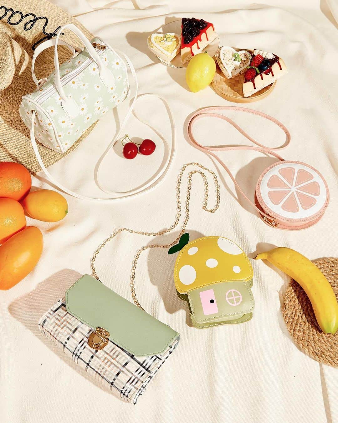 SHEINのインスタグラム：「Ready for a spring picnic! 💐 #SHEINSS21」