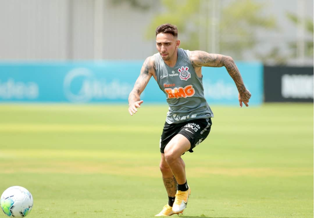 コリンチャンスさんのインスタグラム写真 - (コリンチャンスInstagram)「Sábado do Corinthians com treino forte e a última preparação para o duelo decisivo de amanhã, contra o Vasco! 💪🏿🙏🏿⠀ ⠀ 📸 Rodrigo Coca/Agência Corinthians⠀ ⠀ #VaiCorinthians #VitaminasNeoQuimica #Nike #Bmg #CorinthiansEPositivo #Matrix #Midea #Poty #Serasa #Orthopride #BrahmaNoBandoDeLoucos #CartãodeTodosCorinthians #AleCombustíveis #DoTerra #Hapvida #GaleraBET」2月21日 3時02分 - corinthians