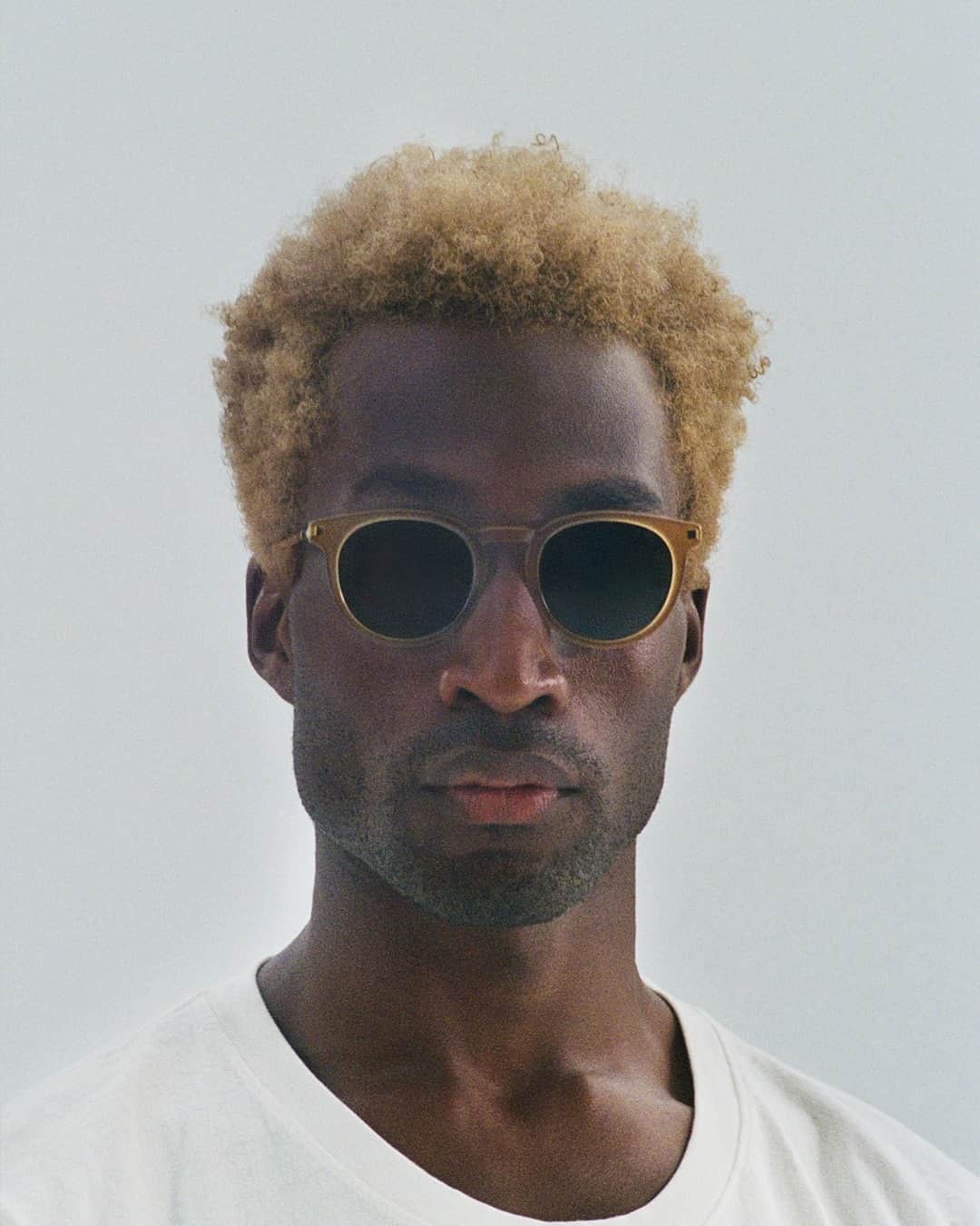 のインスタグラム：「Devonn wears sunglasses LAHTI in Brown/Glossy Gold with POLARIZED PRO lenses in Green.  MYKITA 2021 – In Living Colour Shop the lookbook on mykita.com __ #mykita #handcrafthightech #madeinberlin #markborthwick」