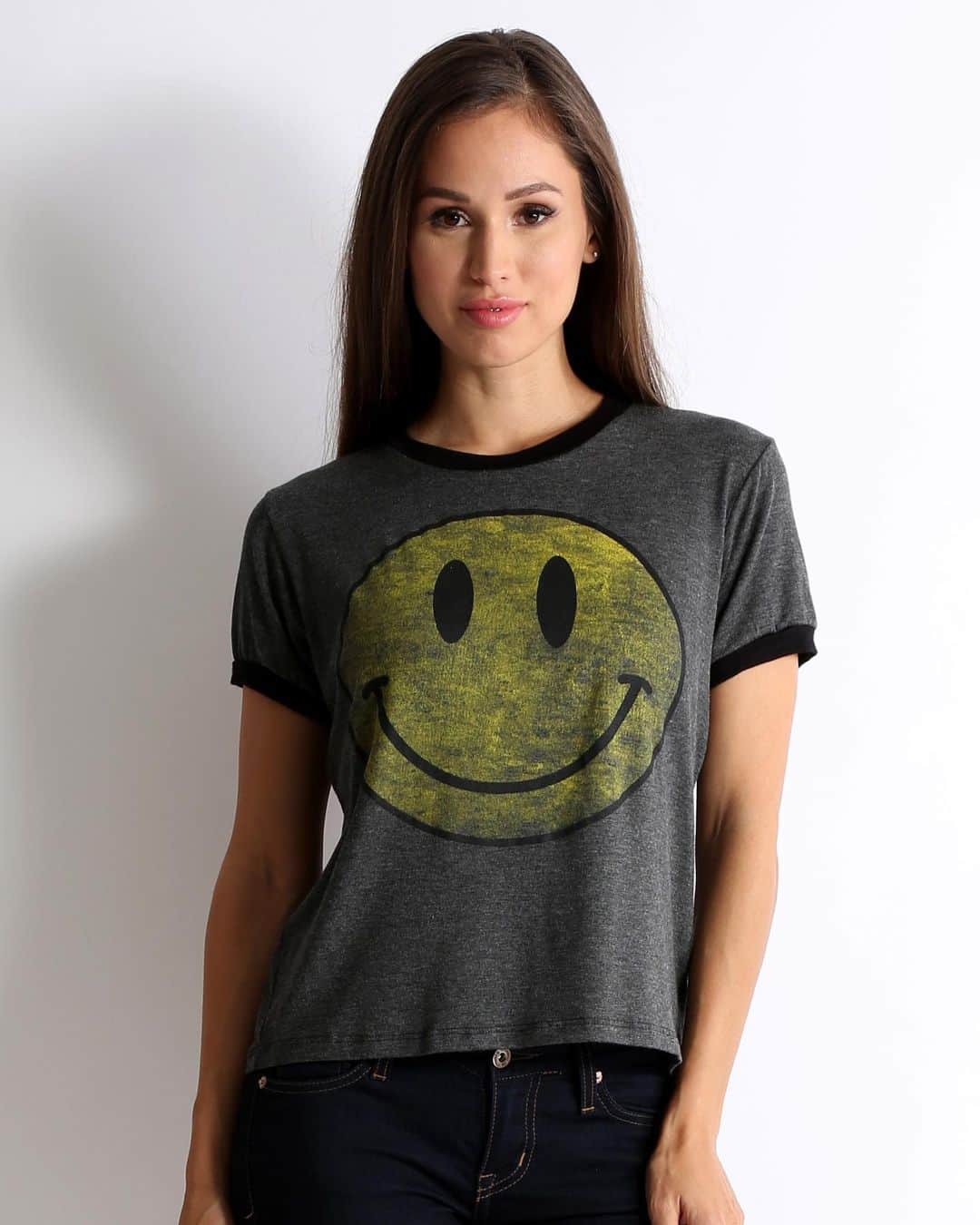 プリンス ピーターのインスタグラム：「Don’t worry, be HAPPY. 😊  Happy Saturday, fam. 😎  #smile #smiley #smileyface #smiles #smile😊 #saturdayvibes #saturday」