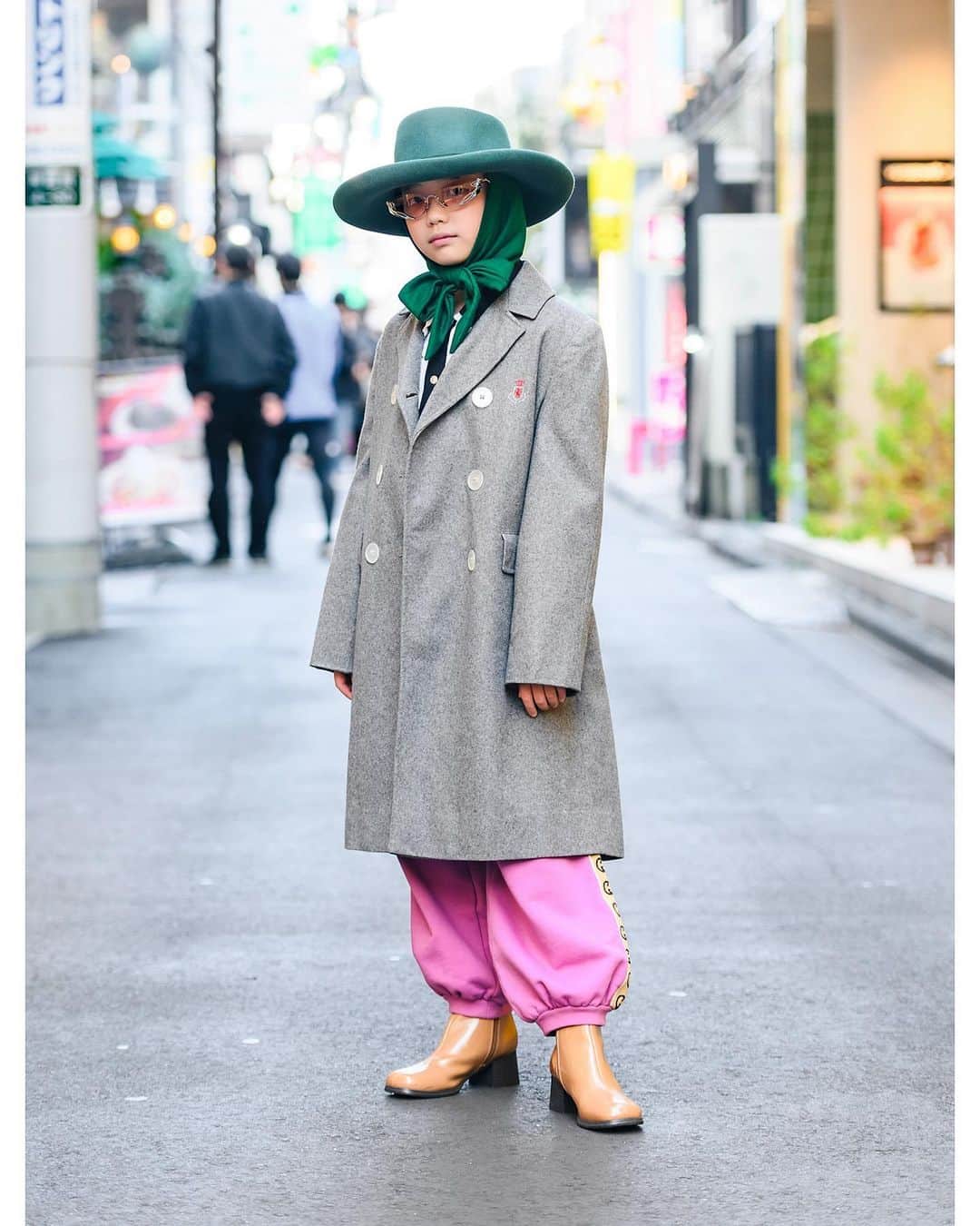 のインスタグラム：「10-year-old Japanese street style personality Coco (@coco_pinkprincess) on the street in Harajuku wearing Gentle Monster glasses, a vintage hat, vintage coat, vintage shirt, Gucci pants, and vintage boots. Coco - who was wearing a mask before and after the snap - has been a fixture of the Tokyo street style scene since she was a baby, and she recently appeared in her first movie "The Cinderella Addiction".  When we met Coco on the street this time, she was speaking really good English. She told us that she's been studying, so if you leave her a comment in English, she can definitely read it!」