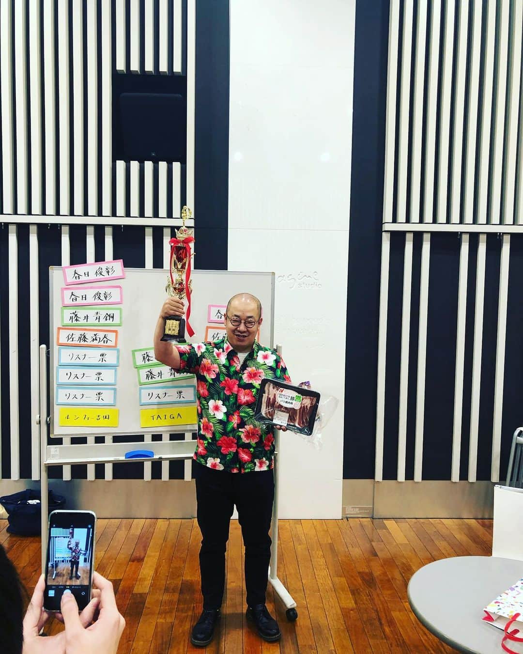 あばれる君のインスタグラム：「L-1グランプリ夢をありがとうございました‼︎そしてルシファーさんおめでとうございます🎊✨」